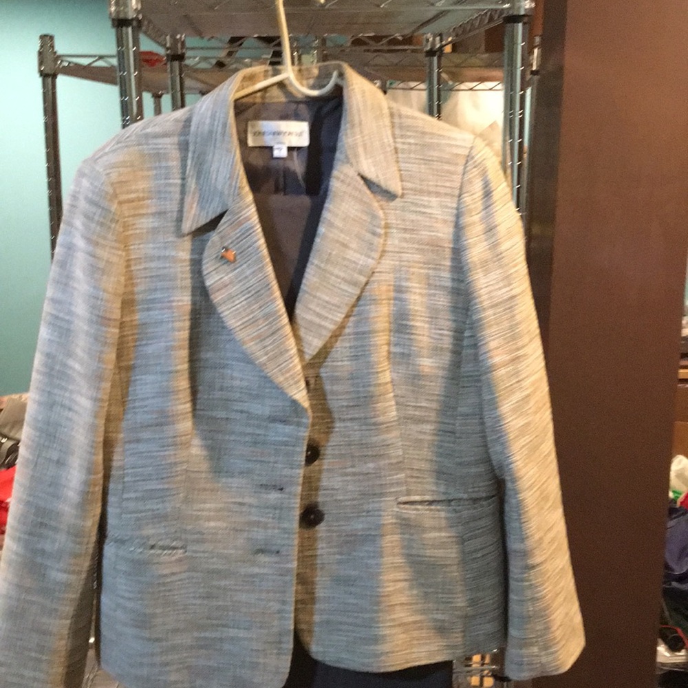 2 piece ladies pant suit